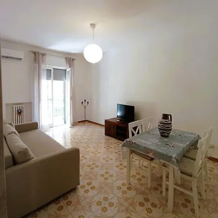 Casa Edera בארי